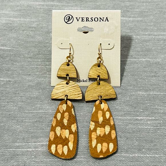 New Versona Brown Sugar Wooden Dangle Earrings - Picture 1 of 2